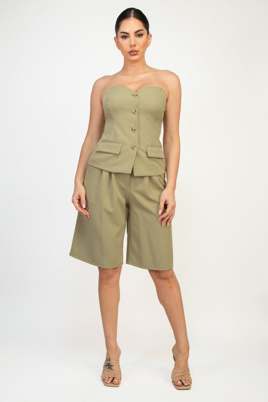 PRICILLA Pantalones Bermuda de cintura alta con pliegues