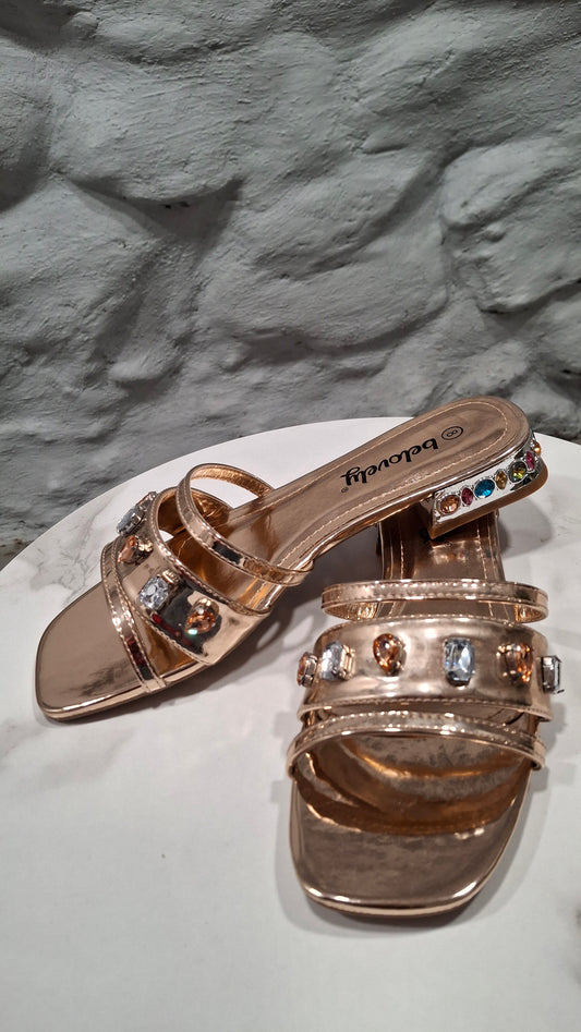 Sandalias piedras de colores